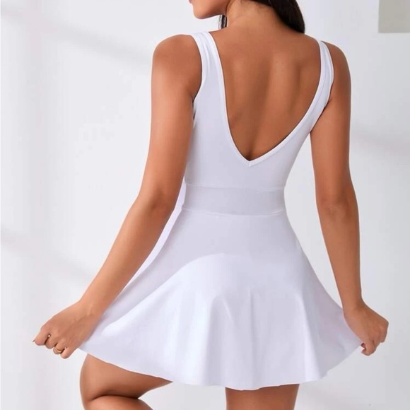 SHEIN Tennis Basic Solid Backless Active Tank size S white - Picture 13 of 14